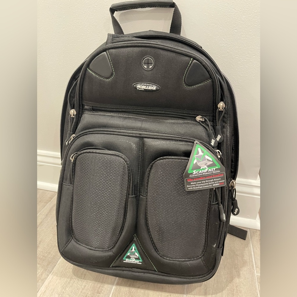 Mobile Edge Scan Fast Check Point Friendly Black … - image 1